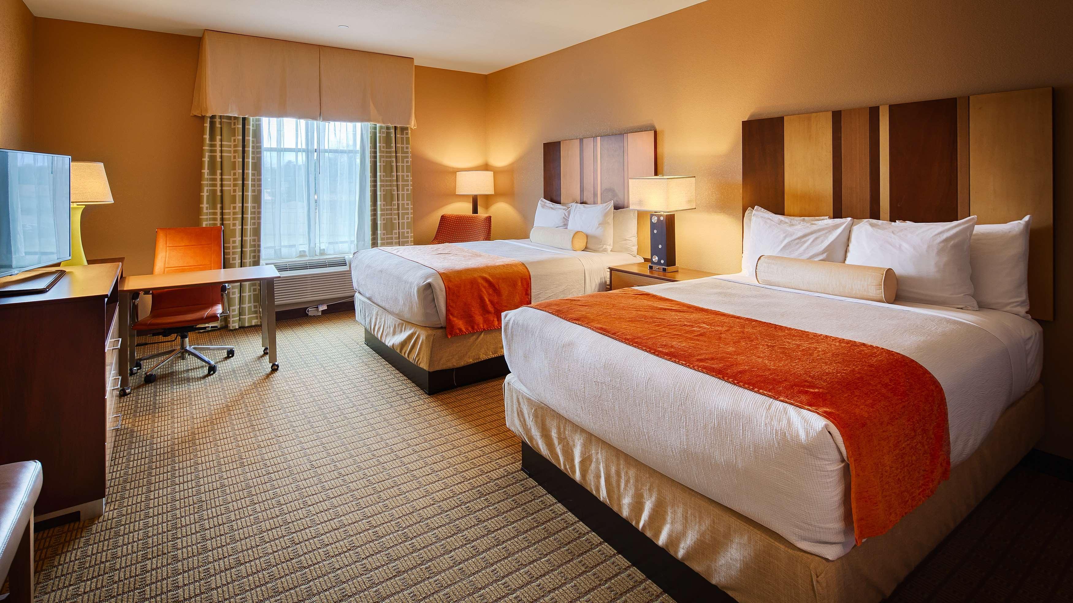 Best Western Plus Flatonia Inn Exterior photo